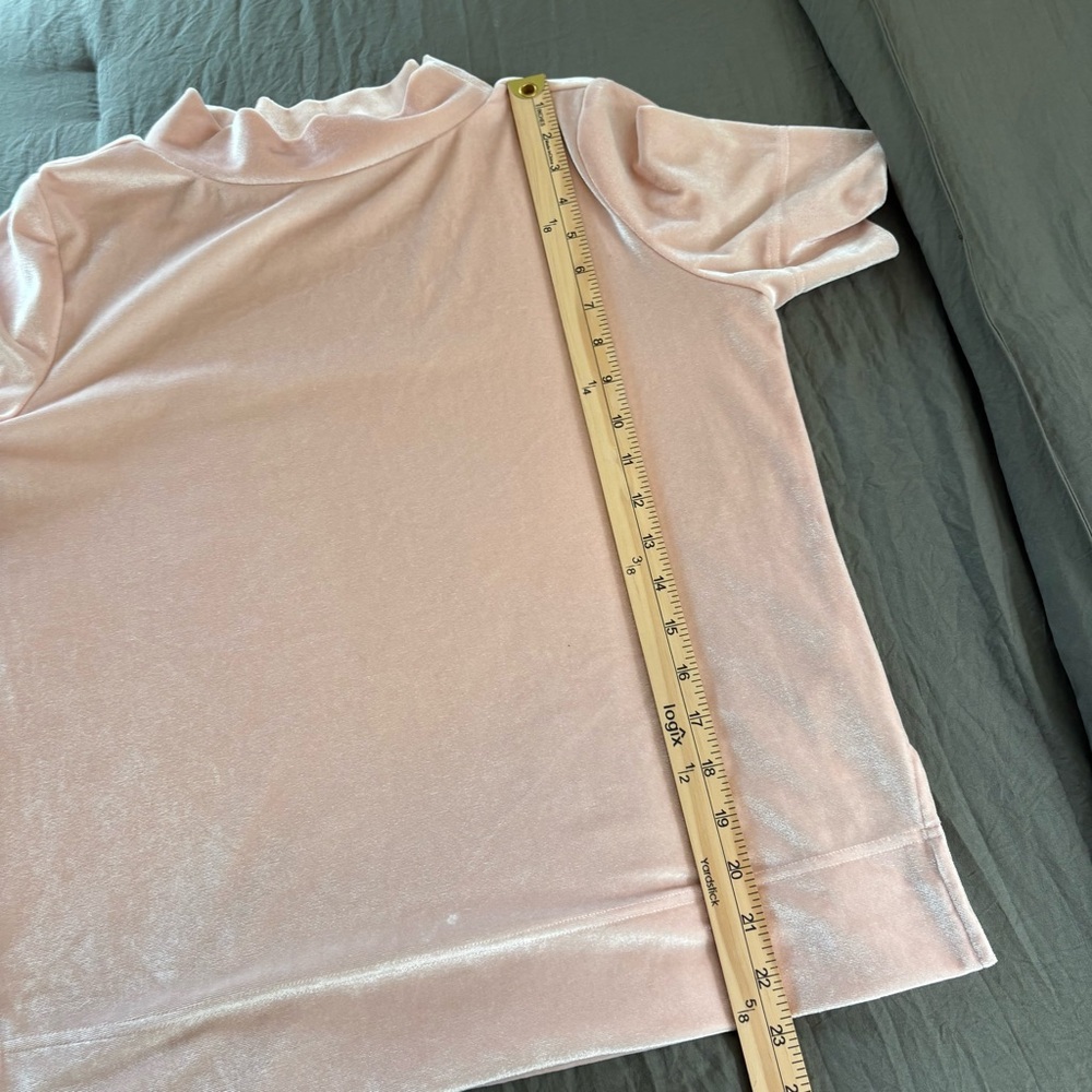 Anthropologie Krisha Velvet Mock Neck Top. Size Small. - Picture 11 of 12